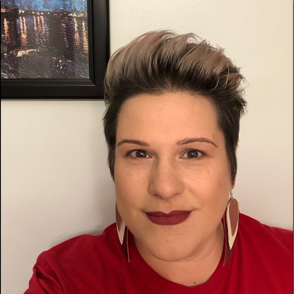 Meet your Posher, Andrea